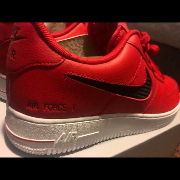 Nike Air Force 1 ‘07 LV8 “Cut-Out Swoosh” - Picture 1 of 3
